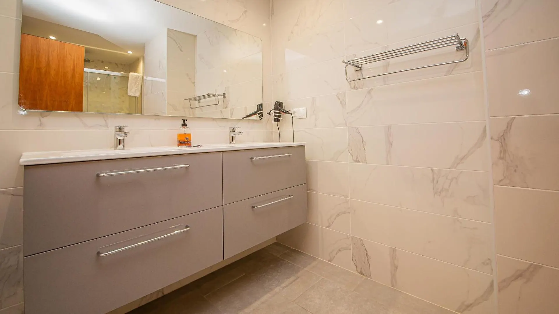 Casares Green 4 1D Apartment
