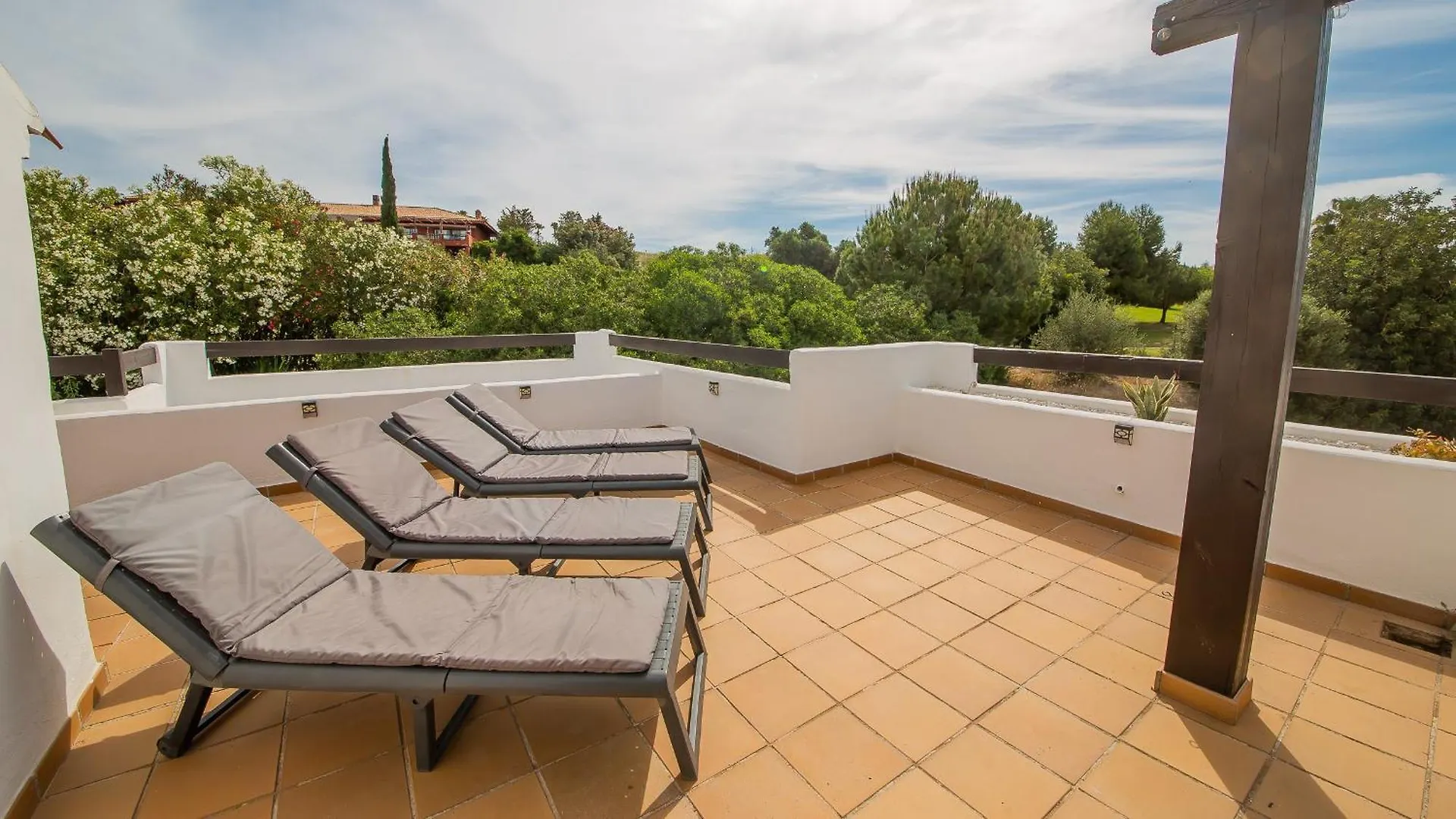 Apartment Casares Green 4 1D