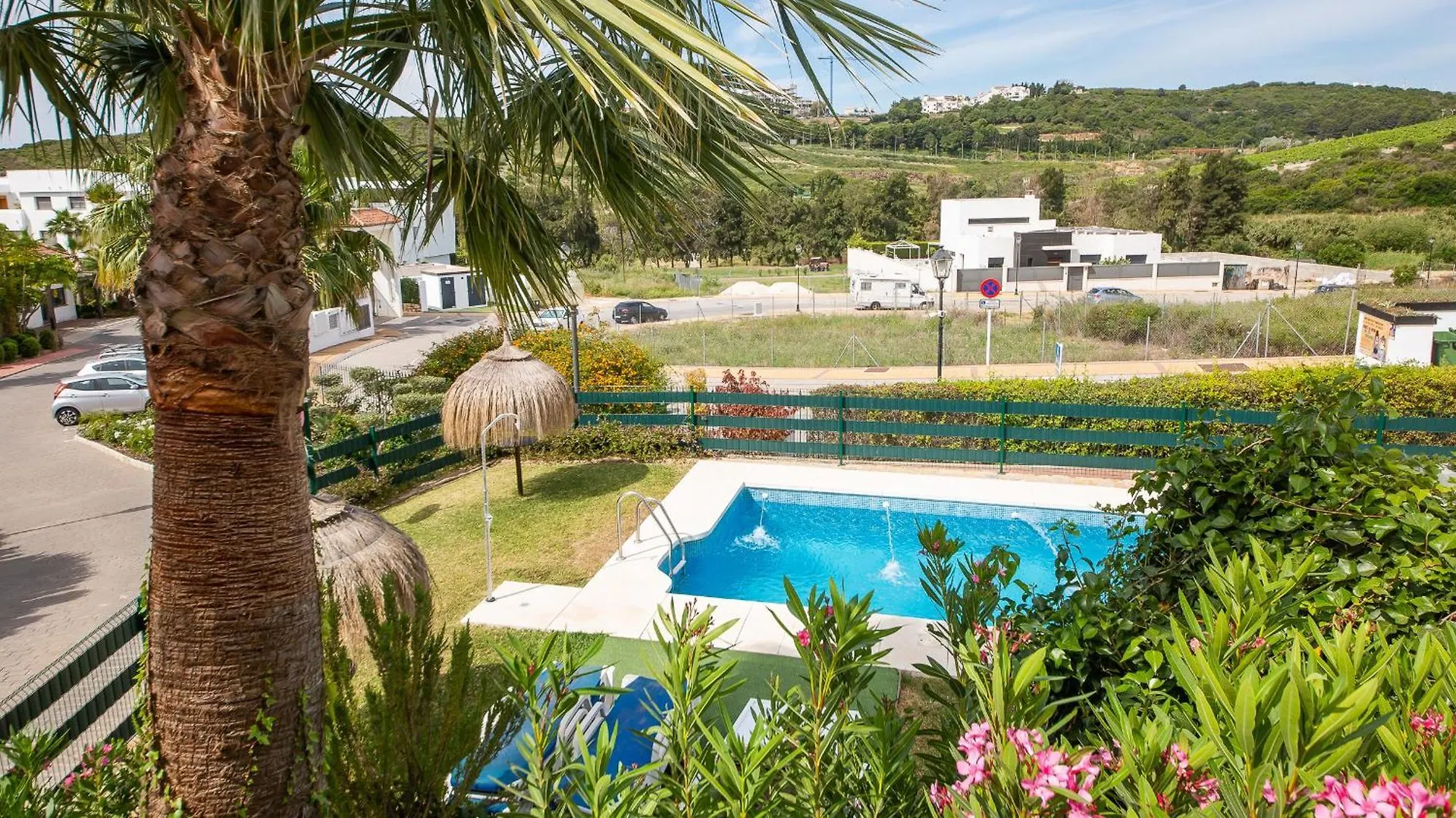 Casares Green 4 1D